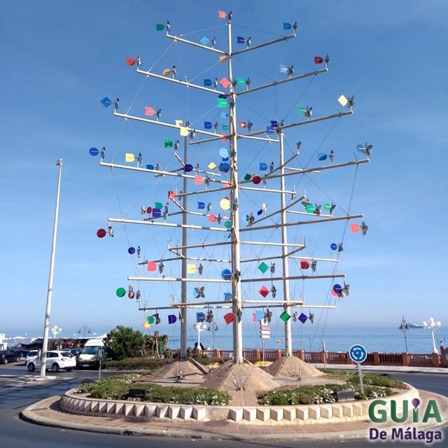 Los Molinillos. Rotonda y Escultura Los Molinillos de Viento. Benalmádena