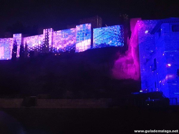 Video Mapping sobre Muralla de la Alcazaba de Málaga, Centro Histórico, Historia de Navidad Video Mapping Málaga